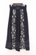 axes femme / フラワージャガード切替スカート F ネイビー O-26-03-08-023-AX-SK-OW-OS