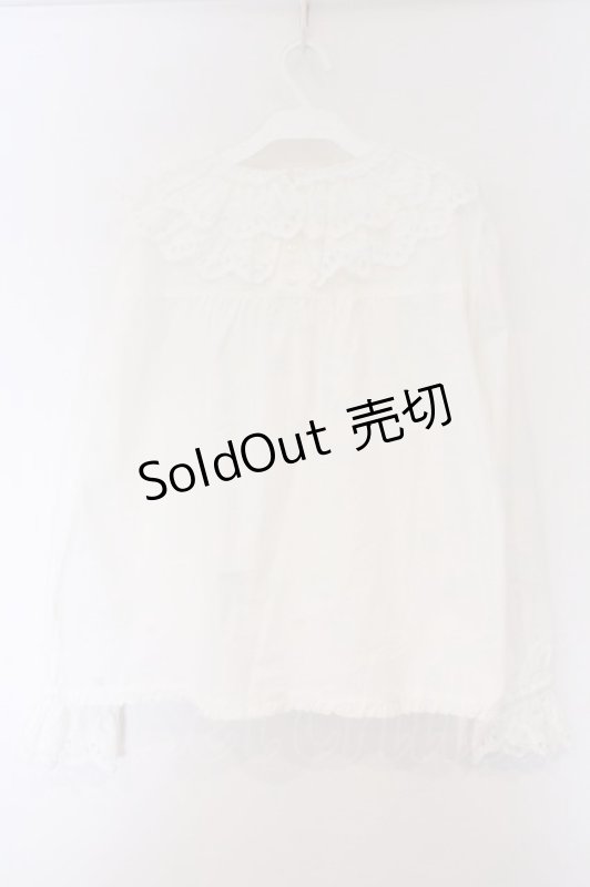 画像4: PINK HOUSE / スカラップレース使いダンガリーブラウス  シロ O-26-03-09-027-LO-BL-IG-OS (4)