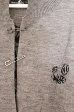 画像2: NieR Clothing / NieRクロップド丈カーディガン  グレー O-26-03-10-071-PU-TO-IG-OS (2)