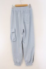 画像3: NieR Clothing / バイカラースウェットパンツ F ブラック×ブルー O-26-03-10-075-PU-PA-OW-OS (3)