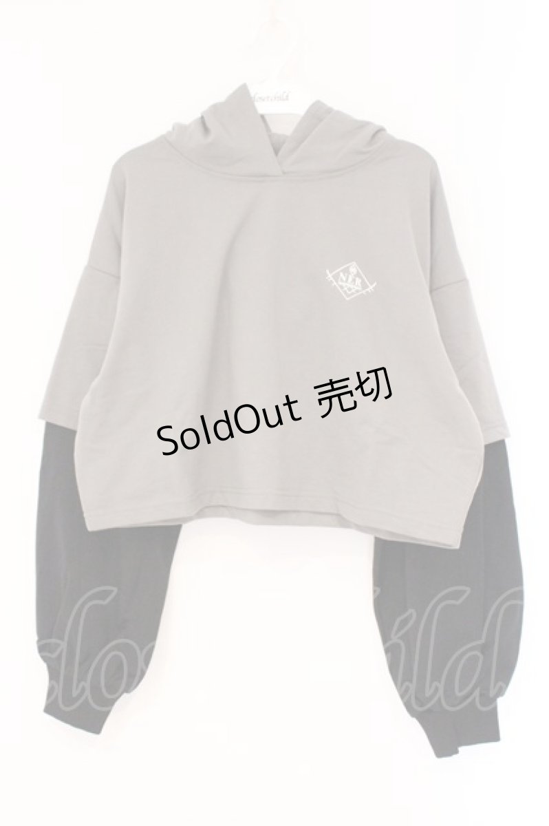 画像1: NieR Clothing / 装飾付きBI-COLOR FAKE LAYERED SHORT PARKA パーカー  カーキグリーン系×ブラック O-26-03-10-083-PU-TO-IG-OS (1)