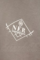 画像2: NieR Clothing / 装飾付きBI-COLOR FAKE LAYERED SHORT PARKA パーカー  カーキグリーン系×ブラック O-26-03-10-083-PU-TO-IG-OS (2)