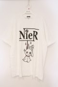 NieR Clothing / プリントTシャツ XL ホワイト NieRちゃん O-26-03-10-086-PU-TS-IG-OS