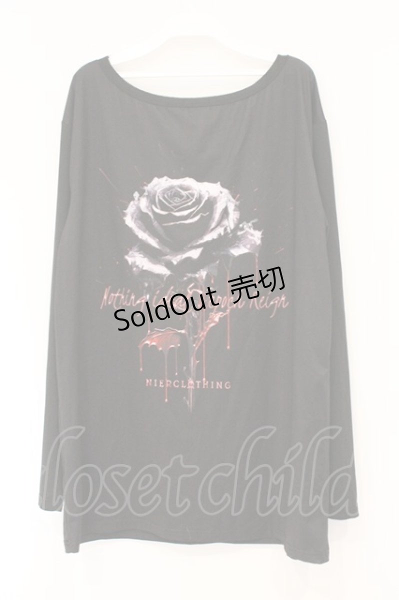 画像1: NieR Clothing / 総柄転写カットソー  ブラック バックローズ O-26-03-10-092-PU-TO-IG-OS (1)