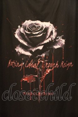 画像2: NieR Clothing / 総柄転写カットソー  ブラック バックローズ O-26-03-10-092-PU-TO-IG-OS