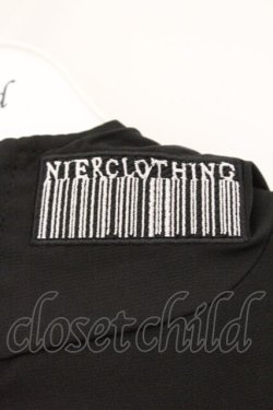 画像2: NieR Clothing / 裾フリルZIP OUTER【DESIGN刺繍】パーカー  ブラック O-26-03-10-095-PU-TO-IG-OS