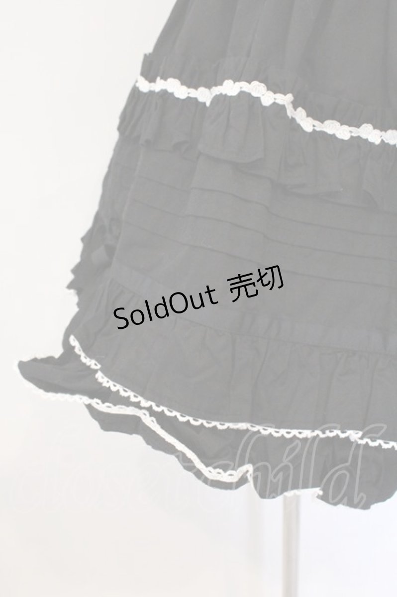 画像2: BABY,THE STARS SHINE BRIGHT / シャーリングジャンパースカート  クロ×シロ O-26-03-11-037-BA-OP-OW-OS (2)