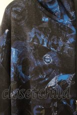 画像2: NieR Clothing / 転写ジップパーカー F ブラック×ブルーロゴ柄 O-26-03-11-046-PU-BL-OW-OS (2)