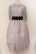 axes femme / 配色ベルト付総レースドレス F ラベンダー O-26-03-11-078-AX-OP-OW-OS
