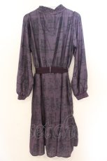 画像4: axes femme / 扉と街灯柄ワンピース F パープル O-26-03-11-079-0-OP-OW-OS (4)