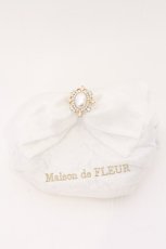 画像1: Maison de FLEUR / パールレースオーガンジーリボンマンゴーポーチ  シロ O-26-03-11-013-LO-ZA-IG-ZT649 (1)