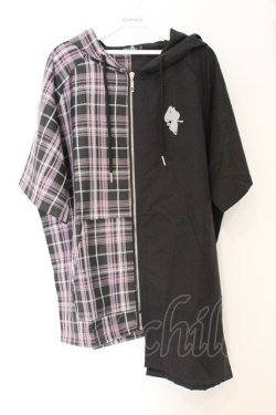 画像1: NieR Clothing / コルセットベルト付きTWO-TONE SHIRT ZIP OUTER【PINK】 パーカー  ブラック×ピンク O-26-03-12-1029-PU-TO-IG-OS