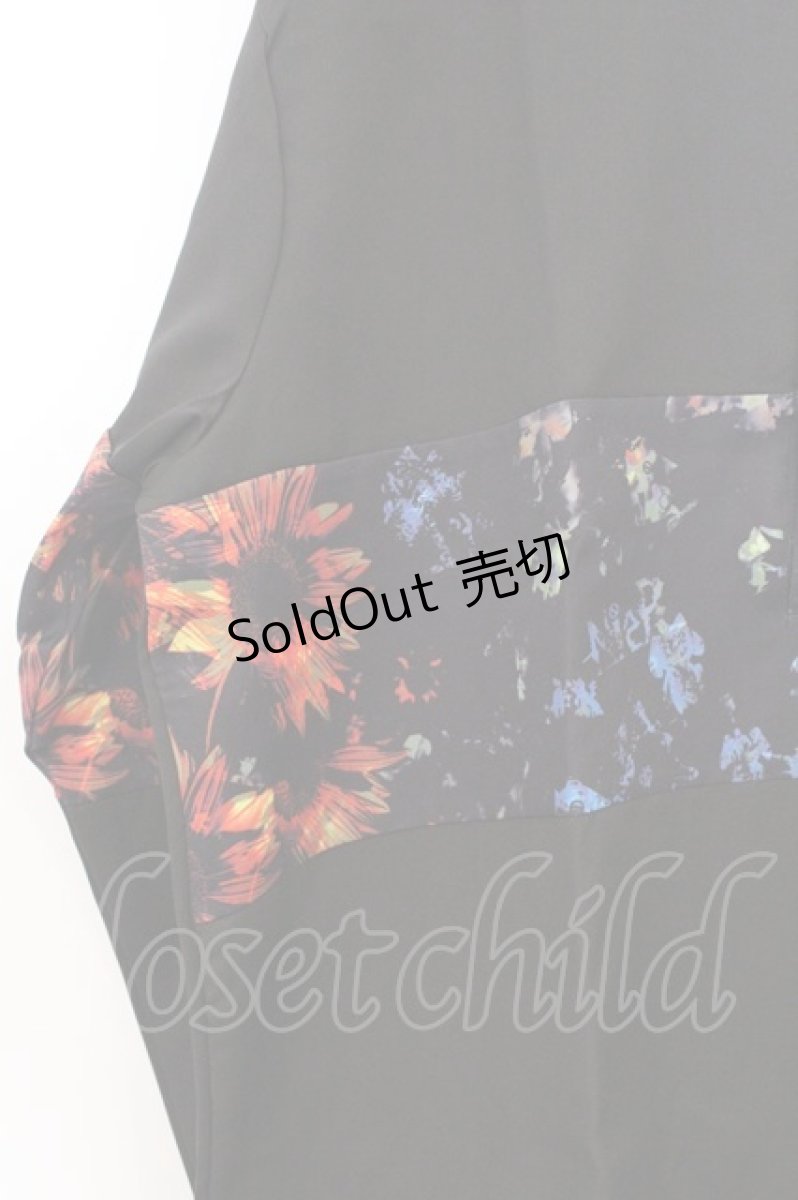 画像2: NieR Clothing / ブロッキングプルオーバーシャツ  向日葵　ブラック O-26-03-12-1033-PU-BL-IG-OS (2)