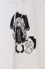 画像2: NieR Clothing / プリントパーカー  ホワイト NieRちゃん擬人化 O-26-03-12-1034-PU-TO-IG-ZT037 (2)