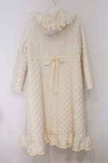 画像4: PINK HOUSE / フリルフード付きキルティングロングコート  アイボリー O-26-03-12-1016-LO-CO-IG-ZTC071 (4)