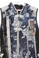 画像2: Qutie Frash / 後ろロングチャイナベスト  ネイビー×シルバー O-26-03-13-003-QU-TO-OW-OS (2)