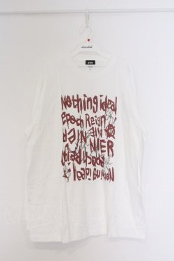画像1: NieR Clothing / 総柄転写カットソー XL ホワイト 英字ロゴレッド O-26-03-14-1005-PU-TO-IG-OS