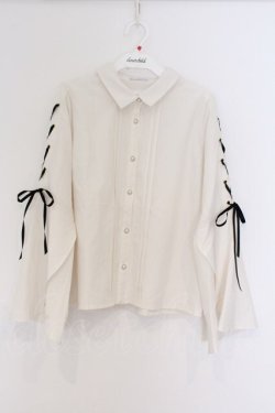 画像1: axes femme POETIQUE / ブローチ付フレアスリーブブラウス  シロ O-26-03-14-1079-AX-BL-IG-OS