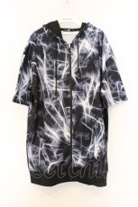 画像1: NieR Clothing / 転写ptハーフZIPプルオーバー  ブラック O-26-03-14-1016-PU-TO-IG-OS (1)