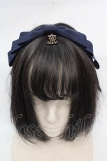 画像1: ALICE and the PIRATES / サテンリボンのまんなかリボンカチューシャ  ネイビー O-26-03-14-088-PA-AC-YM-OS (1)