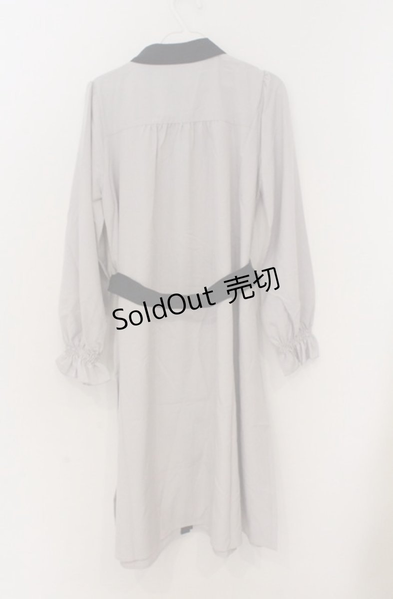 画像3: axes femme / ヨークバラ刺繍ワンピース M グレー×ネイビー O-26-03-16-046-AX-OP-IG-OS (3)