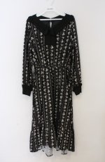 画像1: axes femme POETIQUE / フラワーレトロワンピース M クロ O-26-03-16-055-AX-OP-IG-ZT0421C (1)