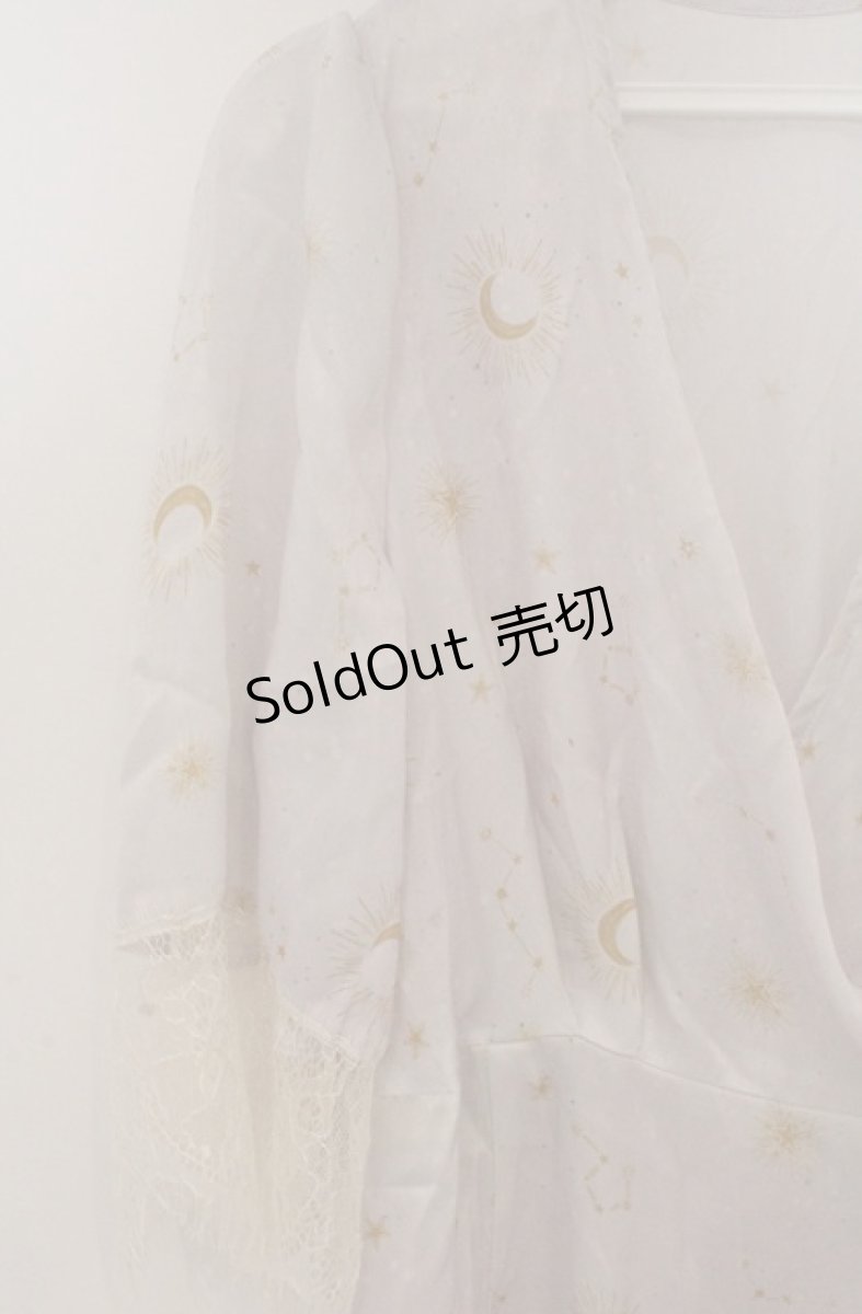 画像2: axes femme / 星座プリントナイトガウン  オフ O-26-03-16-070-AX-OP-IG-OS (2)