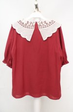 画像3: axes femme / バラ刺繍襟ブラウス F アカ×オフシロ O-26-03-18-042-AX-BL-IG-OS (3)