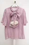 axes femme / 紫陽花装飾リボンブラウスプルオーバー  ラベンダー O-26-03-18-044-AX-TO-IG-OS