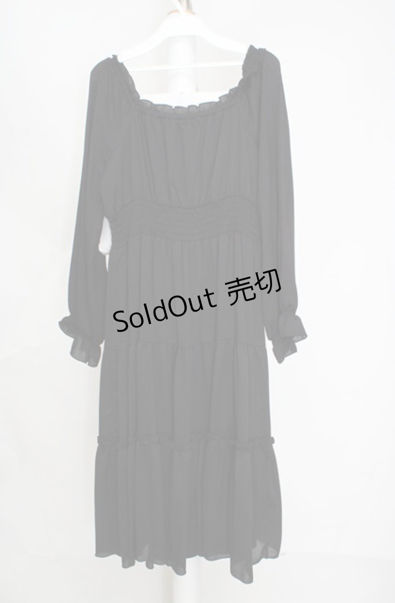 画像3: axes femme POETIQUE / オフショルティアード長袖ワンピース M クロ O-26-03-18-068-AX-OP-IG-OS (3)