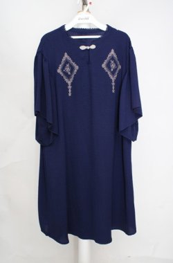 画像1: axes femme / チャイナ釦刺繍ワンピース  ネイビー O-26-03-18-069-AX-OP-IG-OS