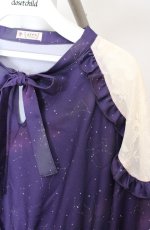 画像2: axes femme / 冬の夜空柄肩レース切替ワンピース  パープル O-26-03-18-075-AX-OP-IG-OS (2)
