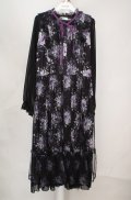 axes femme / フラワープリントチュールワンピース F クロ O-26-03-18-080-AX-OP-IG-OS
