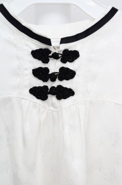 画像2: axes femme / ジャカードチャイナブラウス  オフシロ O-26-03-18-013-AX-BL-IG-OS