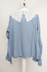 画像3: axes femme / ビッグ襟ブラウス  サックス×シロ O-26-03-18-002-AX-BL-IG-OS (3)