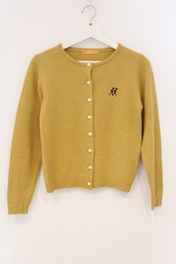 画像1: Fi.n.t / ロンドン兵隊刺繍ニットカーディガン F マスタード O-26-03-19-001-CA-TO-OW-OS