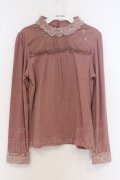 axes femme / チュールローズレース切替プルオーバー F ピンク O-26-03-21-1021-AX-TO-IG-OS