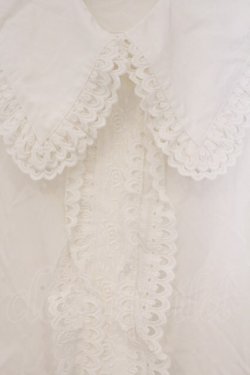 画像2: Moi-meme-Moitie / スカラップコットンレースパフ袖ブラウス 9号 ホワイト O-26-03-21-059-MO-BL-OW-OS