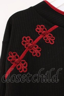 画像2: axes femme / チャイナ釦マオカラープルオーバー  クロ×アカ O-26-03-21-079-AX-TO-IG-OS