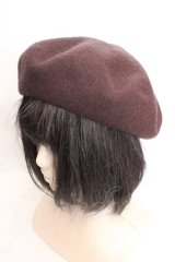 m petit by misako / ロゴ刺繍入りバスクベレー  ブラウン O-26-03-27-1018-LO-AC-IG-OS