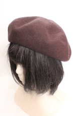 画像1: m petit by misako / ロゴ刺繍入りバスクベレー  ブラウン O-26-03-27-1018-LO-AC-IG-OS (1)
