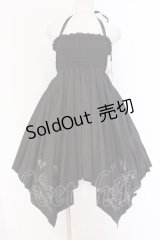 BPN / ハート刺繍シャーリングワンピース M ブラック O-26-03-27-063-GO-OP-OW-OS