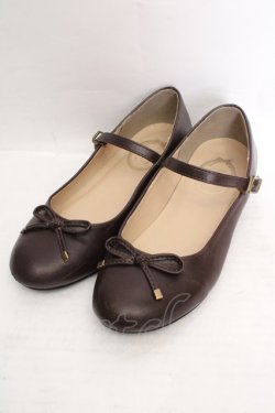 画像1: Fi.n.t / リボンストラップパンプス M ブラウン O-26-04-04-1006-CA-SH-IG-OS