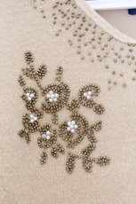 画像2: an another angelus / ビーズ刺繍ニットカーディガン  ベージュ O-26-04-04-021-CA-TO-IG-ZT101 (2)