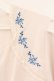画像2: an another angelus / ダイヤ開きローズ刺繍ブラウス  アイボリー O-26-04-04-003-CA-BL-IG-OS (2)