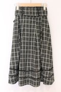 axes femme / ベルト付チェック柄タックスカート  グリーン×クロ O-26-04-05-042-AX-SK-IG-OS