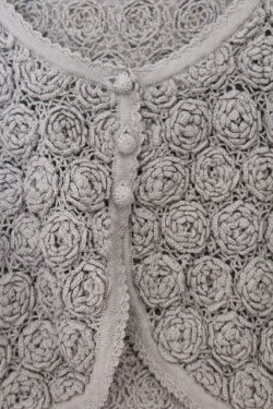 画像2: PINK HOUSE / カメリアモチーフニットボレロ  グレー O-26-04-05-100-LO-TO-IG-OS