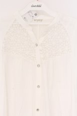 画像2: axes femme / イレヘムシャツチュニ  シロ O-26-04-05-108-AX-BL-IG-OS (2)