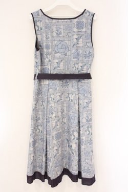 画像3: Fi.n.t / ローズステンドグラス柄ジャンパースカート  ベージュ O-26-04-06-107-CA-OP-IG-OS