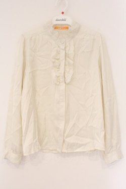 画像1: Fi.n.t / フラワーカットワークフリルサテンブラウス  アイボリー O-26-04-06-122-CA-BL-IG-OS